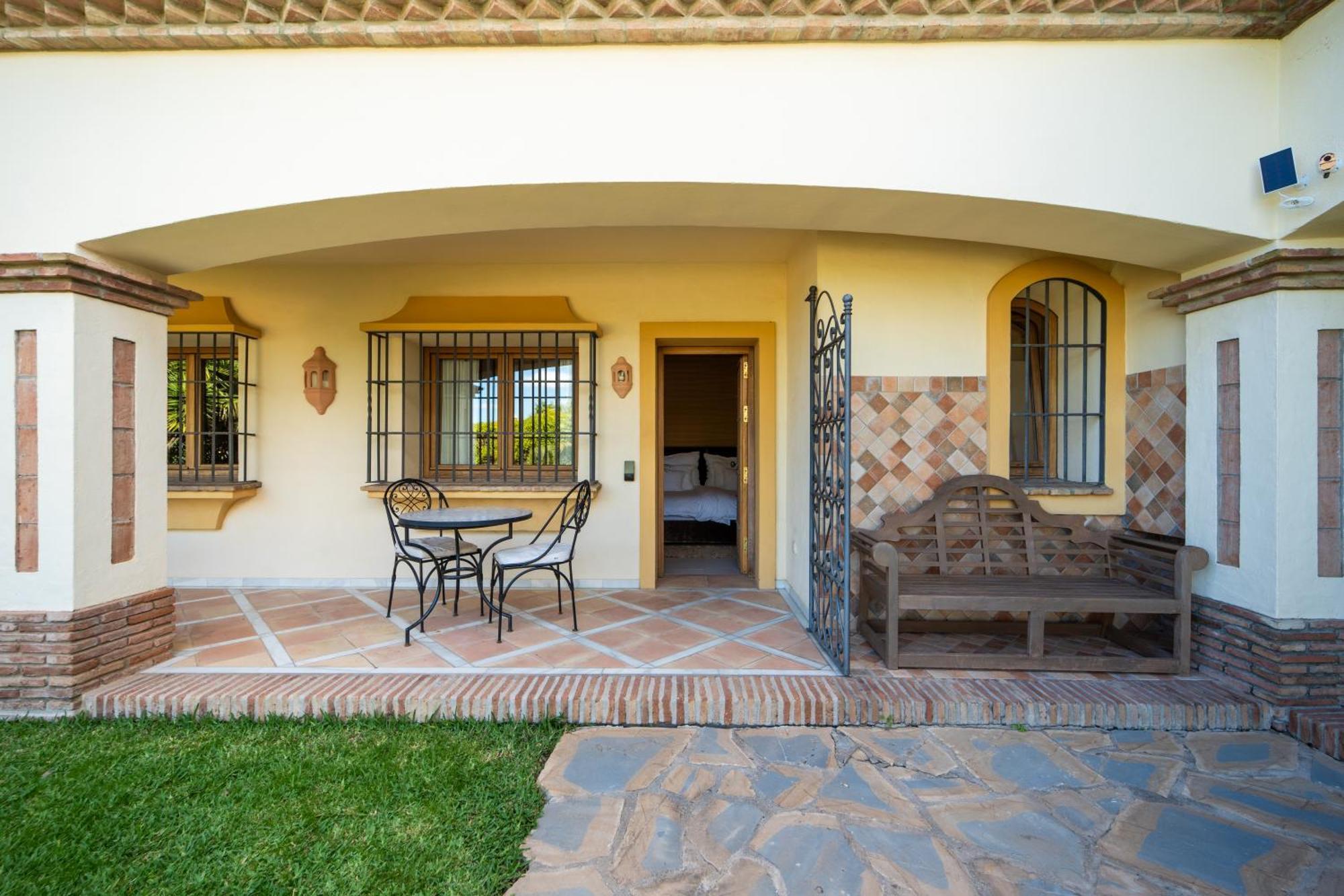 Casa Tess Boutique 4*